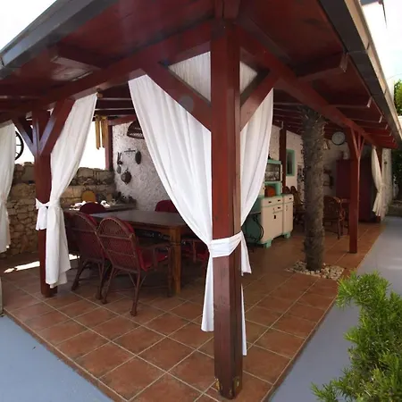 Beautiful Dalmatian Stone House With Swimming Pool فيلة *