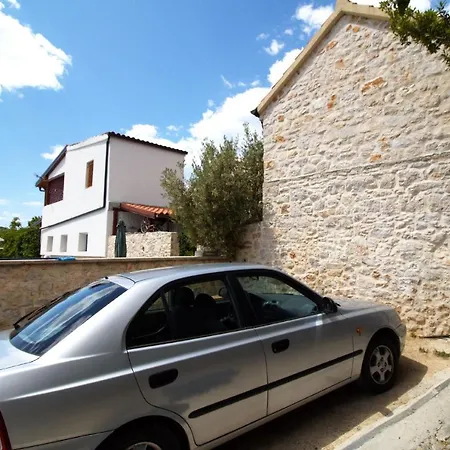 Beautiful Dalmatian Stone House With Swimming Pool فيلة *